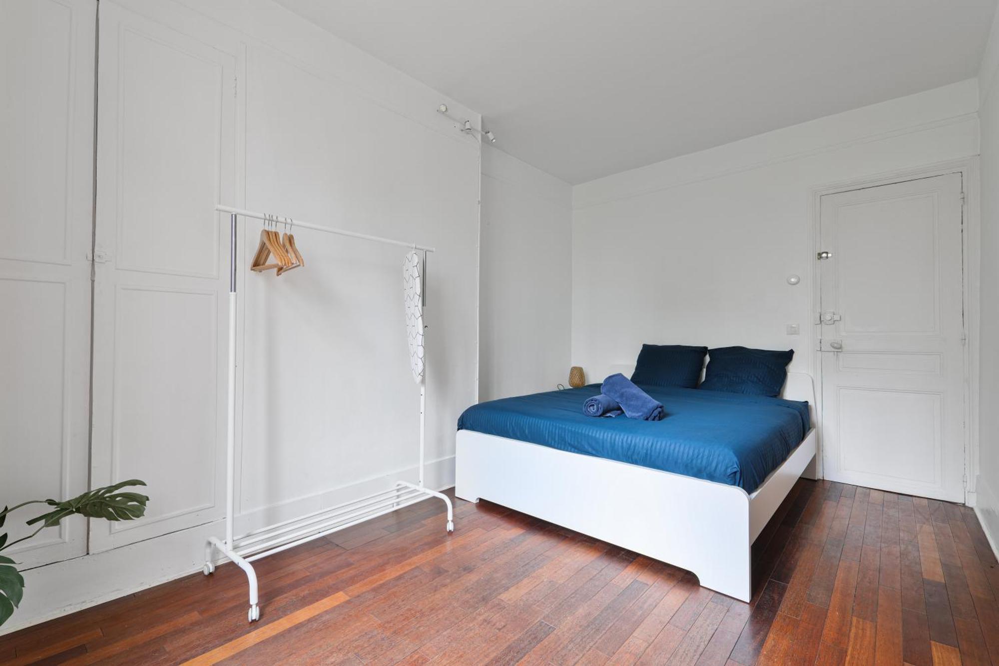Heart Of Paris-1br-4p-tour Eiffel 8 -free Netflix Appartement
